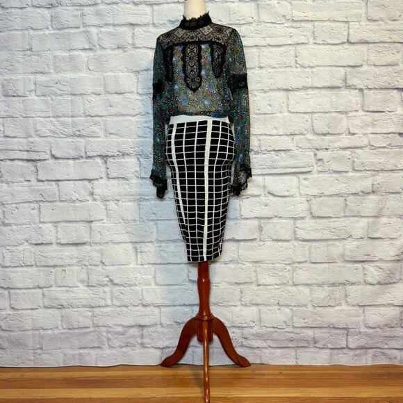 Anna Sui Black Floral Lace Top - Picture 5 of 7